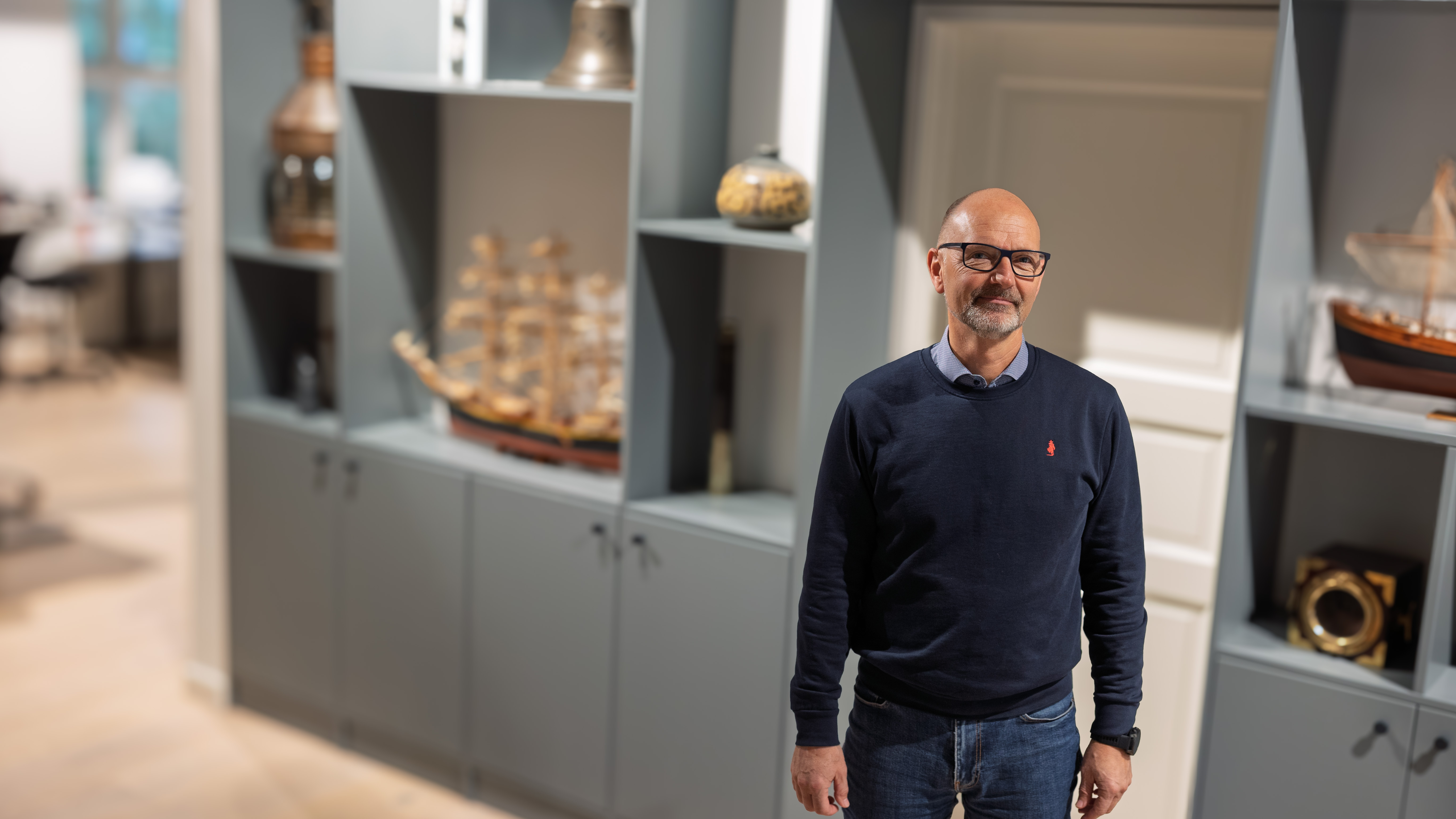 Michael Dixi Nielsen er digital Manager hos logistikvirksomheden H Daugaard og har arbejdet indgående med brug af kunstig intellins for at nedbringe virksomhedens tomkørsel og generel spildtid på vejen.