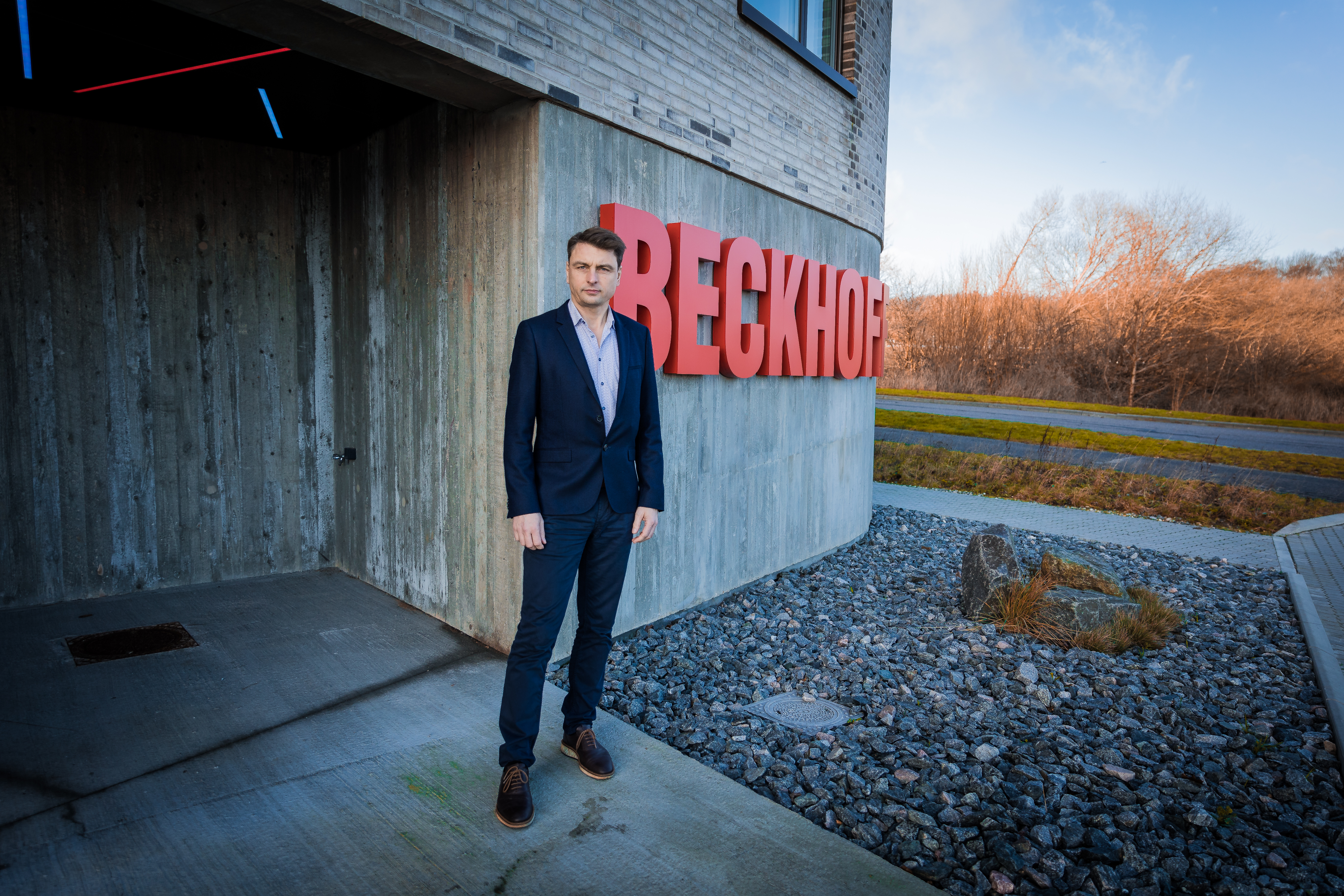 Michael Nielsen er adm. direktør for Beckhoff Automation ApS, der er en blandt flere virksomheder, som støtter to nye ingeniøruddannelser i Kolding økonomisk. Det er der ifølge ham flere oplagte grunde til.