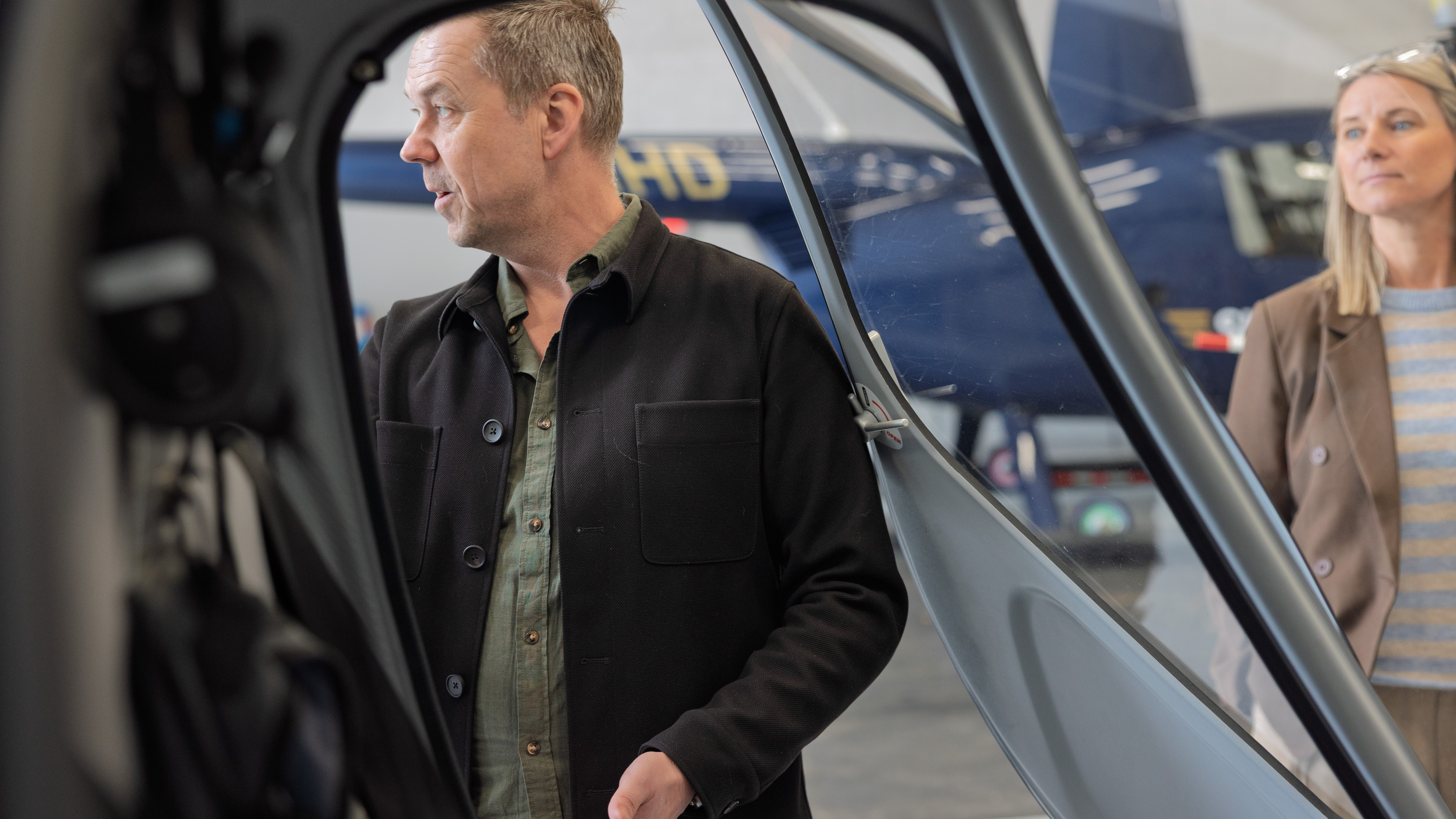 Lars Staal har udannet elektromekaniker, flypilot og helikopterpilot og har tusindvis af timer i luften bag sig. I dag er han instruktør og direktør i virksomhederne QualityCopter Og Skycopter. Foto: Henrik Nordstrøm Holm